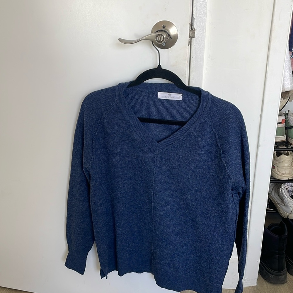 Navy Blue Sweater Good Condition Twenty 5A